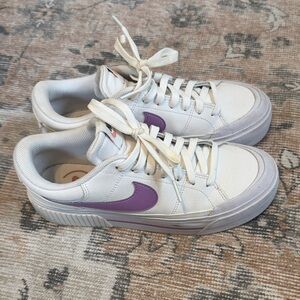 Nike Court Legacy Lift